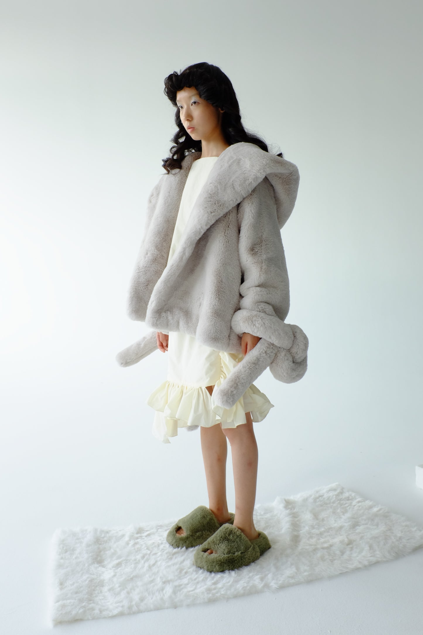 Faux fur coat cloak 002